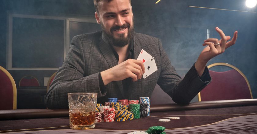 How to Win at Online Casino Games